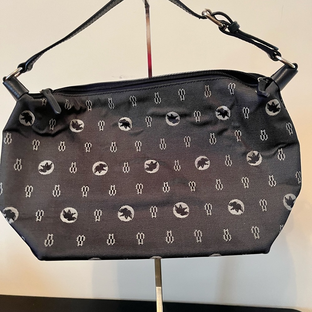 Hunting World Bag
